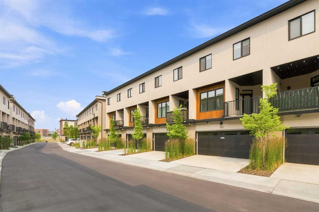









81


Greenbriar

Place Northwest, 323,
Calgary,




AB
T3B6J1

