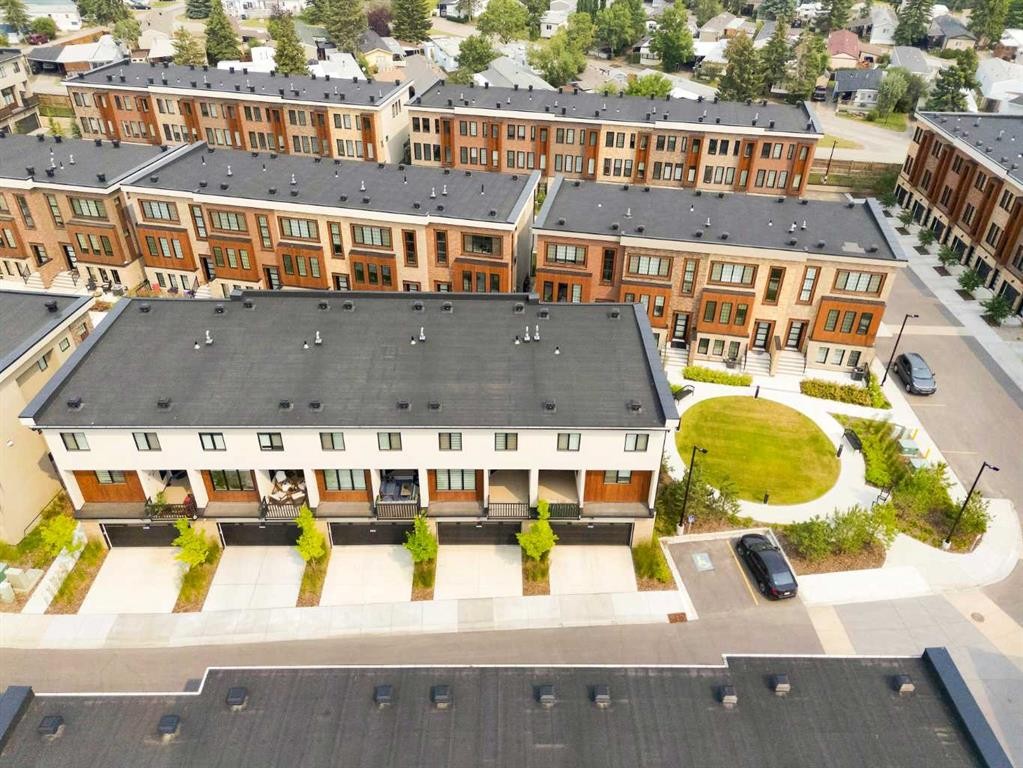 









81


Greenbriar

Place Northwest, 323,
Calgary,




AB
T3B6J1

