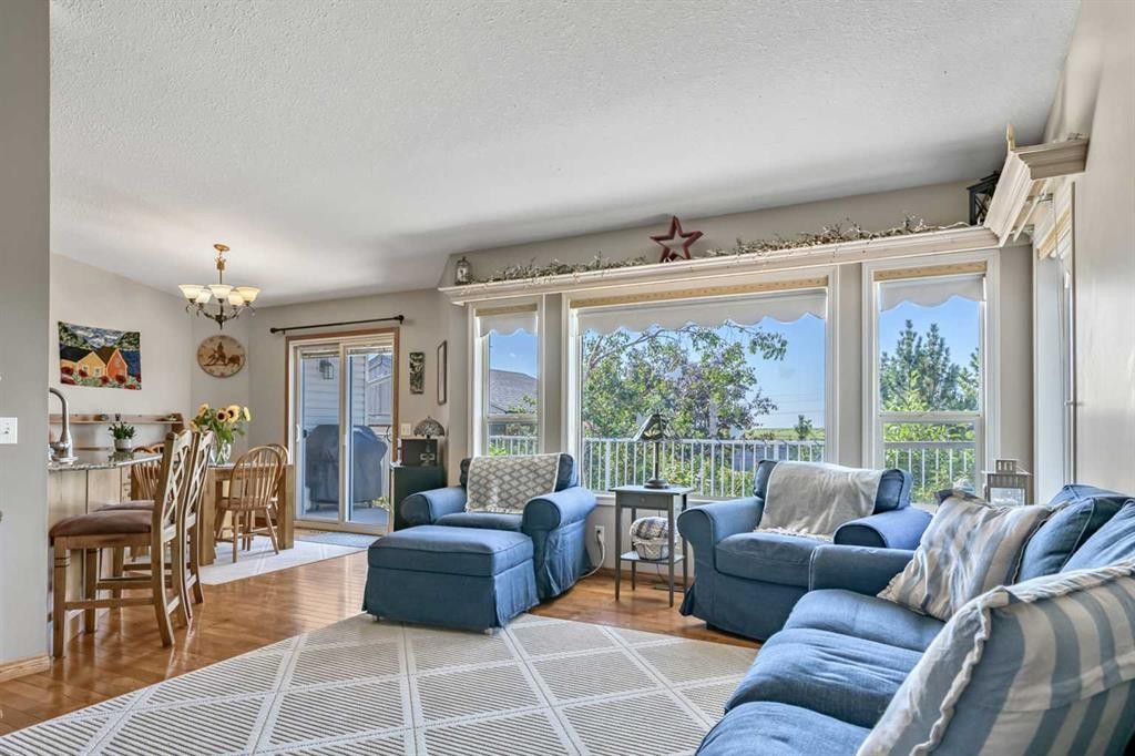 









20031


496

Avenue East,
Rural Foothills County,




AB
T1V 1N1

