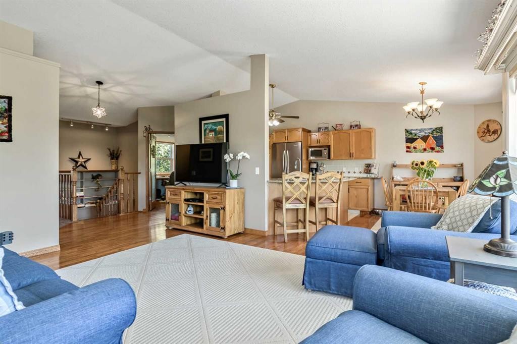 









20031


496

Avenue East,
Rural Foothills County,




AB
T1V 1N1

