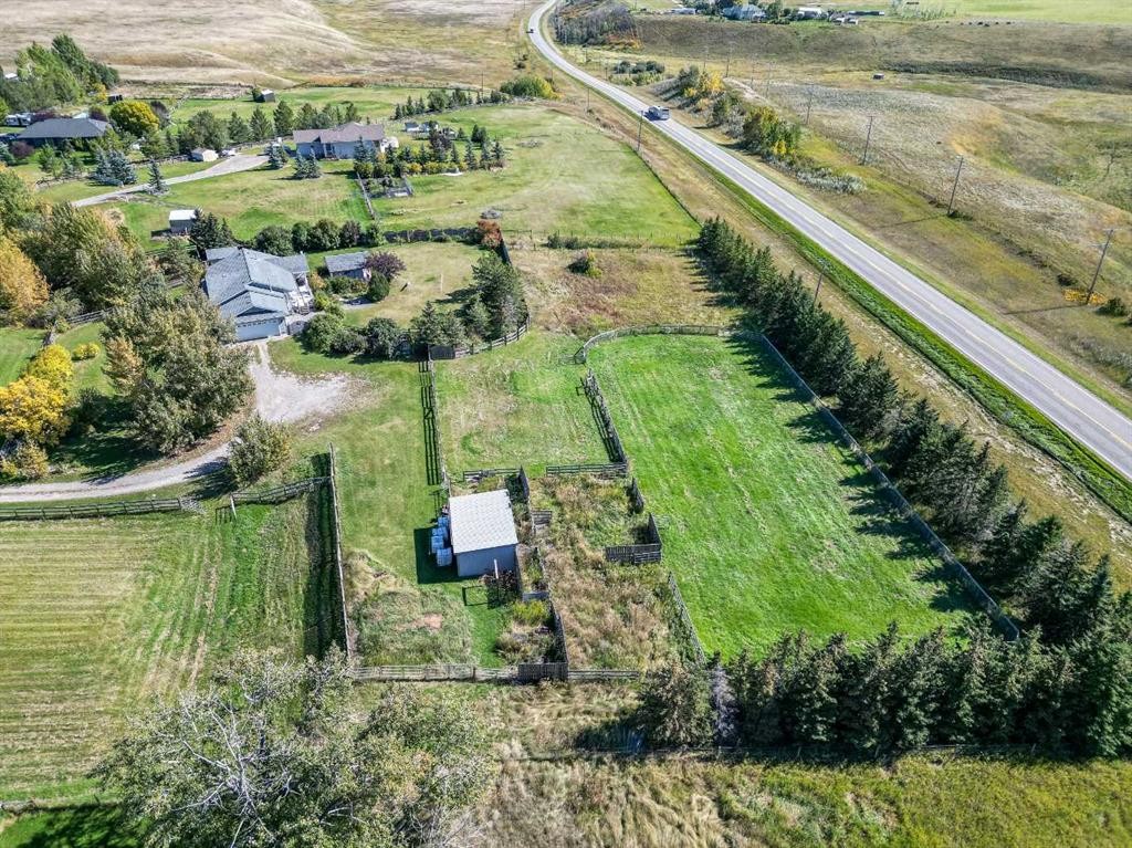 









20031


496

Avenue East,
Rural Foothills County,




AB
T1V 1N1


