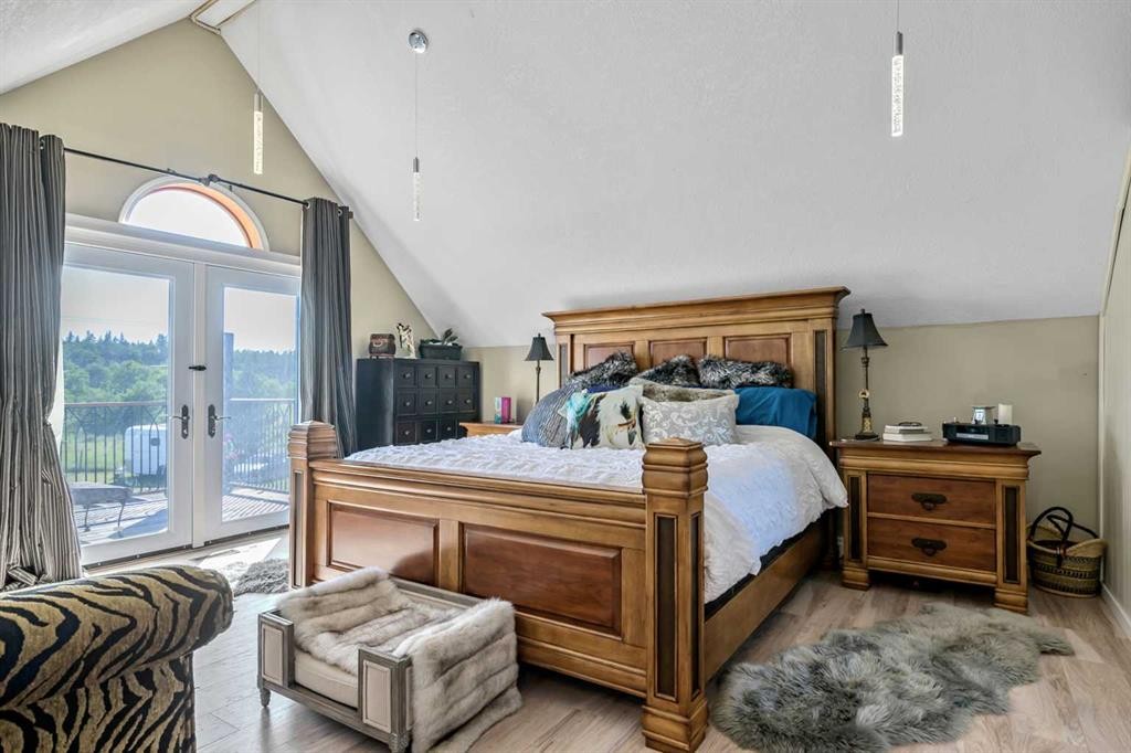 









311068


Parkins

Road West,
Rural Foothills County,




AB
T0L 1K0

