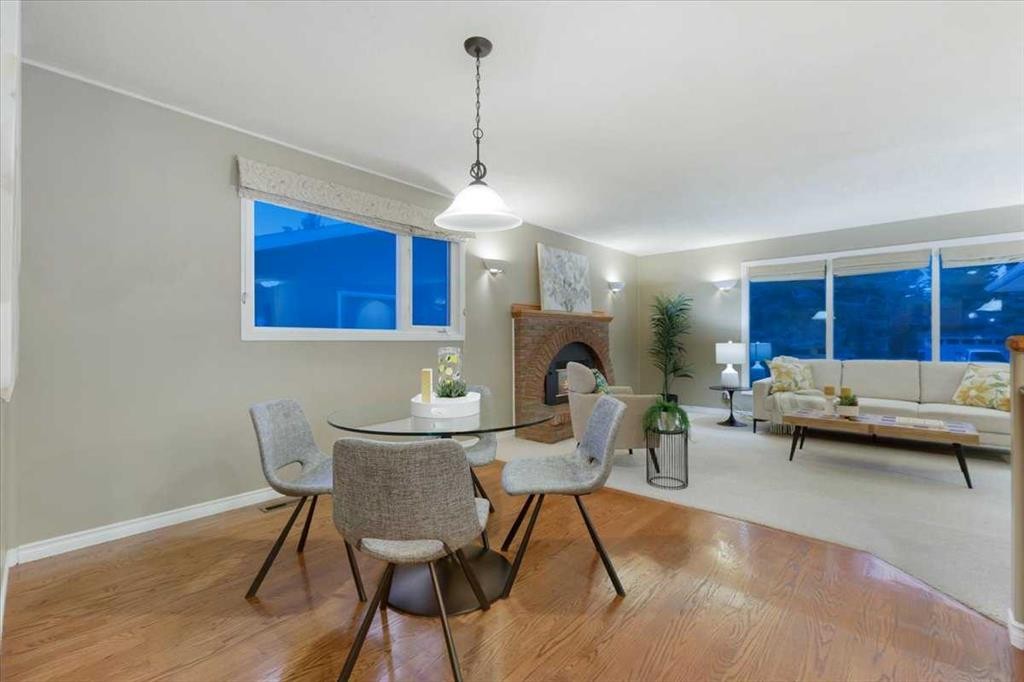









124


Oakmoor

Place Southwest,
Calgary,




AB
T2V 4A3

