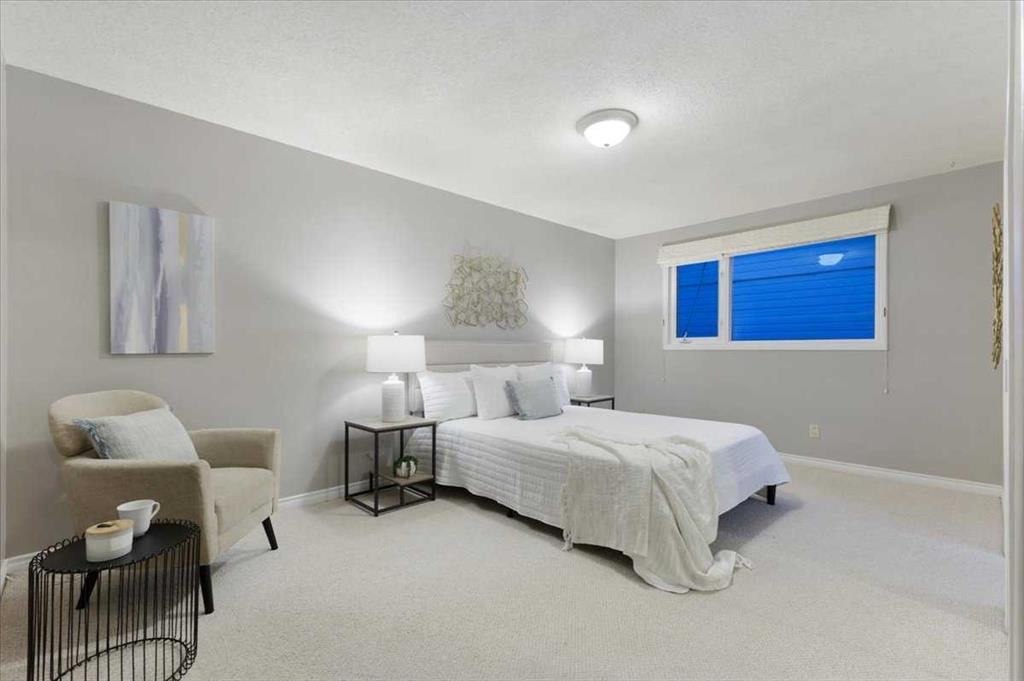 









124


Oakmoor

Place Southwest,
Calgary,




AB
T2V 4A3

