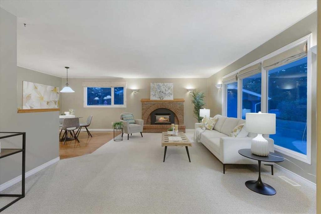 









124


Oakmoor

Place Southwest,
Calgary,




AB
T2V 4A3

