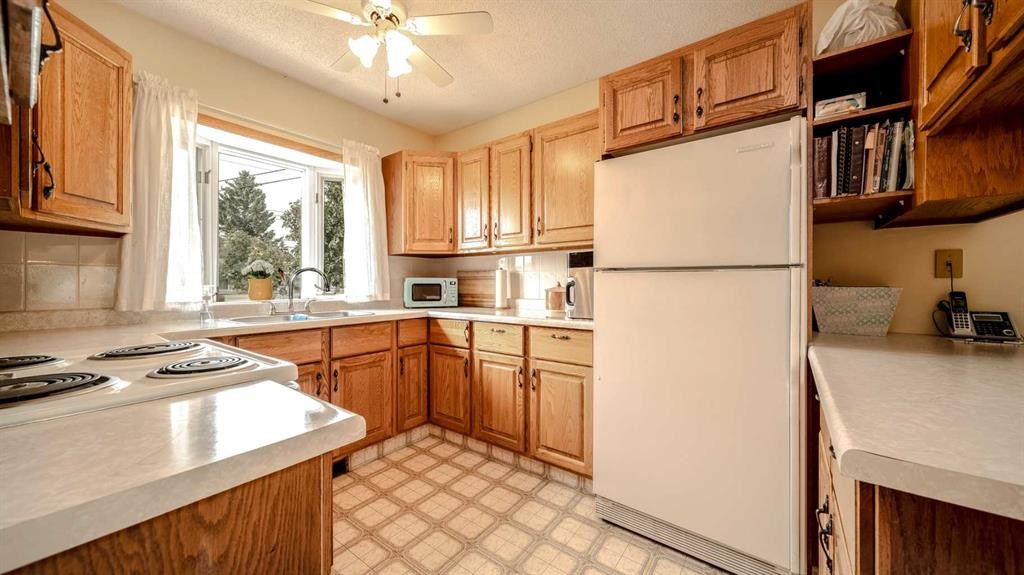 









5015


Marchand

Crescent Northeast,
Calgary,




AB
T2A 2X3

