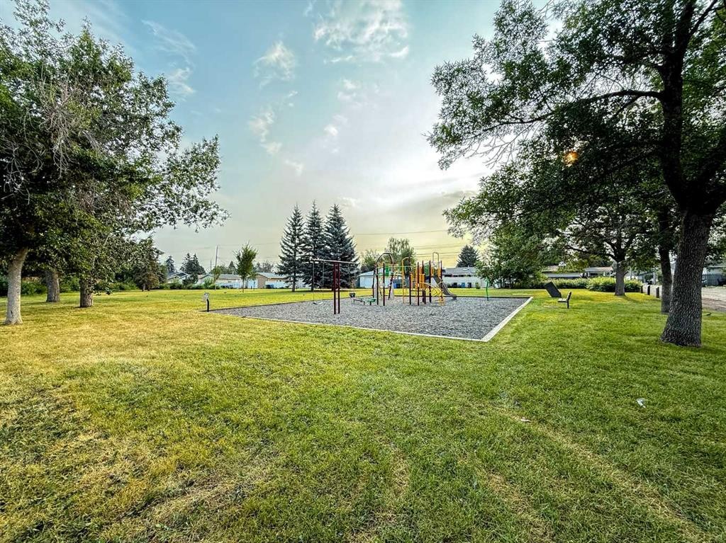 









5015


Marchand

Crescent Northeast,
Calgary,




AB
T2A 2X3

