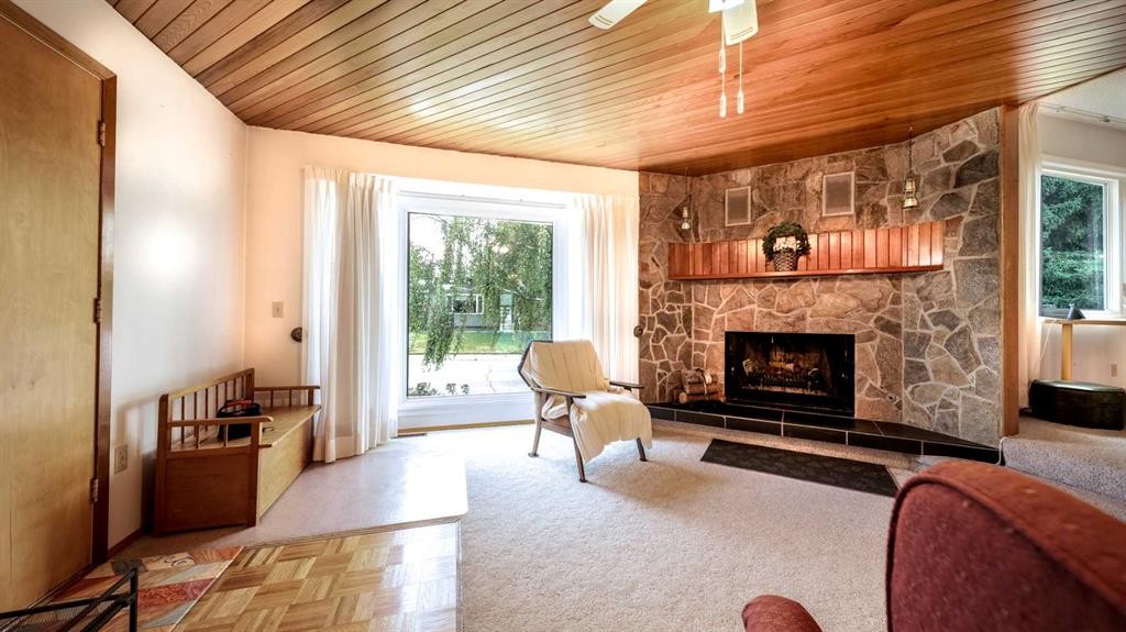 









5015


Marchand

Crescent Northeast,
Calgary,




AB
T2A 2X3

