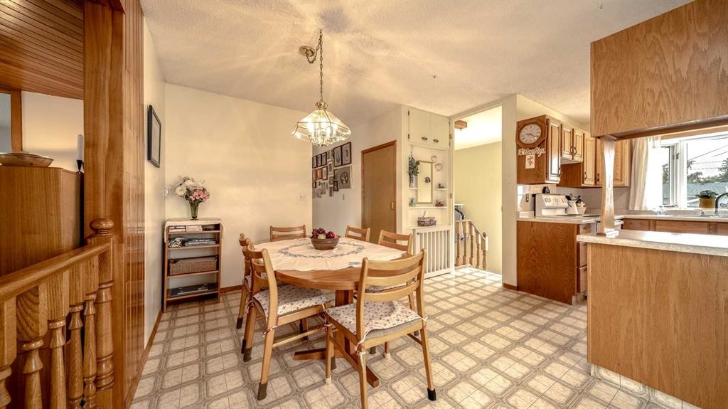 









5015


Marchand

Crescent Northeast,
Calgary,




AB
T2A 2X3

