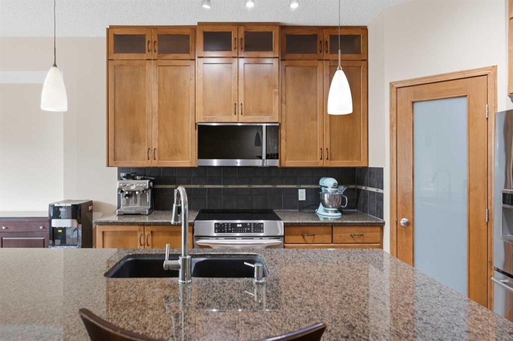 









107


Brightonstone

Common Southeast,
Calgary,




AB
T2Z 0K4

