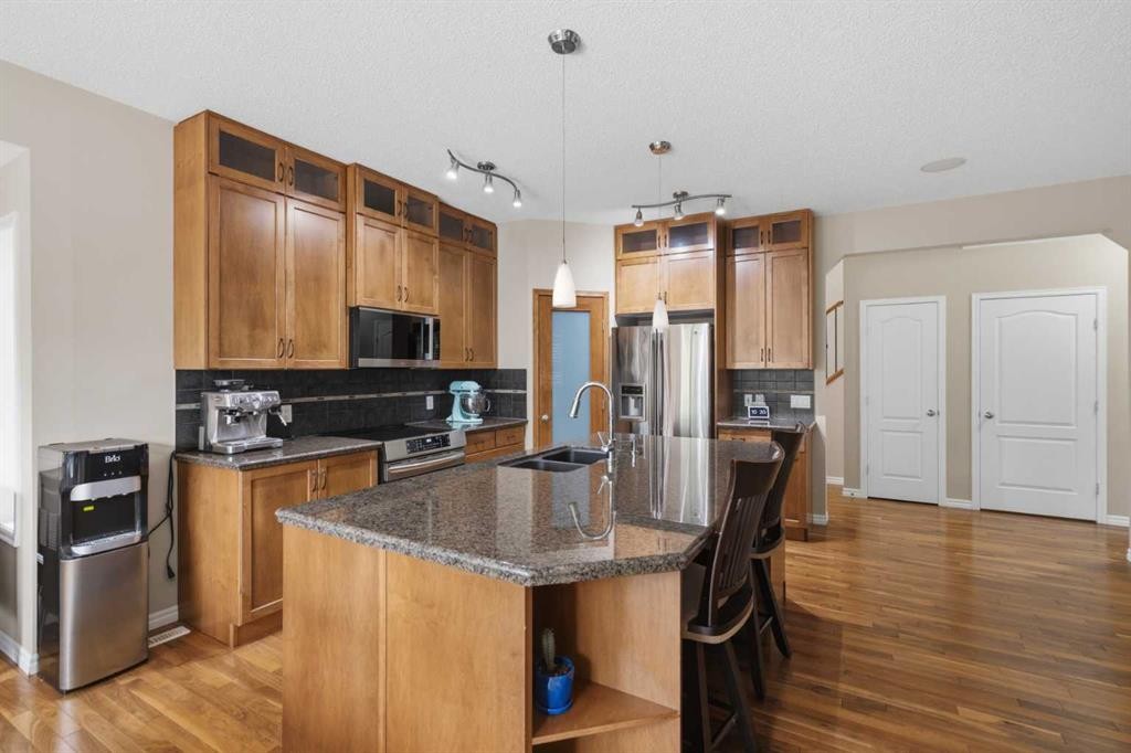 









107


Brightonstone

Common Southeast,
Calgary,




AB
T2Z 0K4

