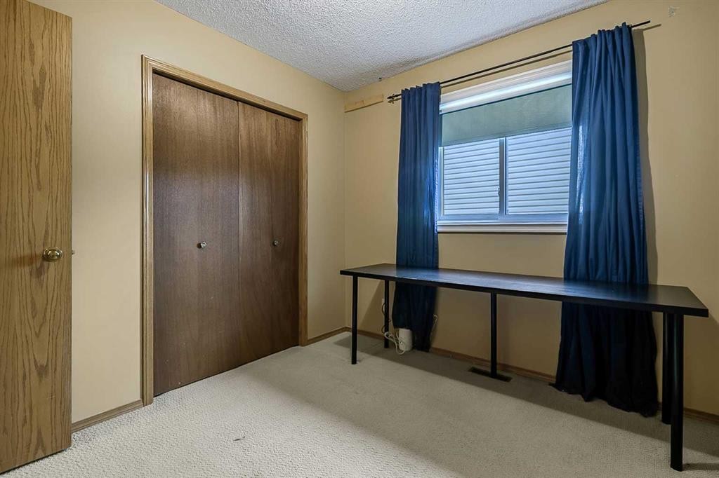 









25


Downey

Road,
Okotoks,




AB
T1S 1H5

