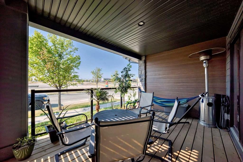 









1941


Mahogany

Boulevard Southeast,
Calgary,




AB
T3M 3P4

