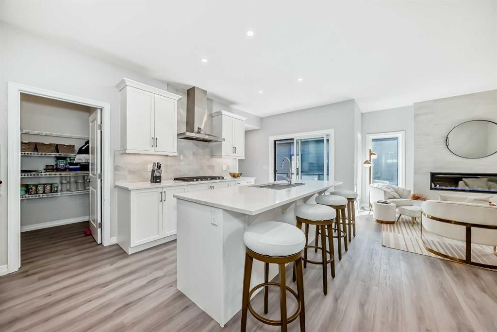 









1941


Mahogany

Boulevard Southeast,
Calgary,




AB
T3M 3P4

