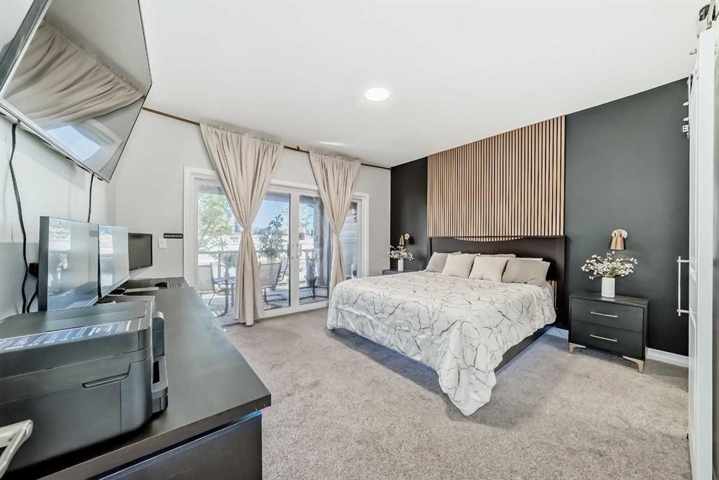 









1941


Mahogany

Boulevard Southeast,
Calgary,




AB
T3M 3P4

