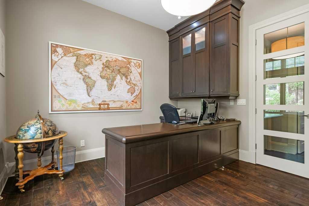 









136


Posthill

Drive Southwest,
Calgary,




AB
T3H 0J1

