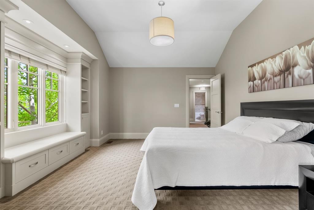 









136


Posthill

Drive Southwest,
Calgary,




AB
T3H 0J1

