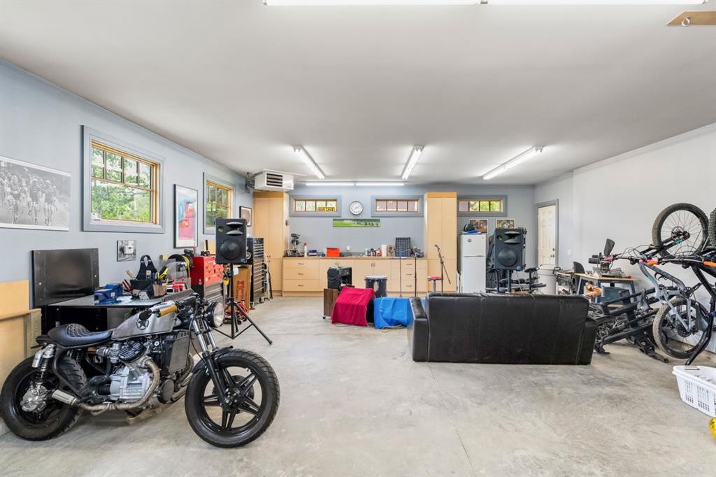 









136


Posthill

Drive Southwest,
Calgary,




AB
T3H 0J1

