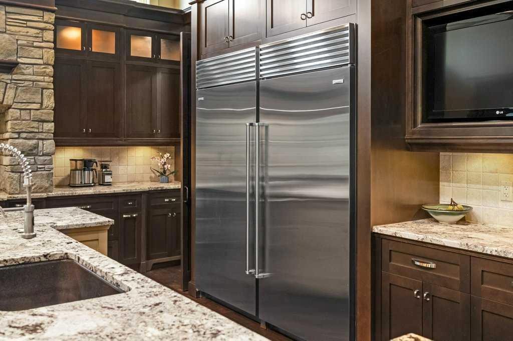 









136


Posthill

Drive Southwest,
Calgary,




AB
T3H 0J1

