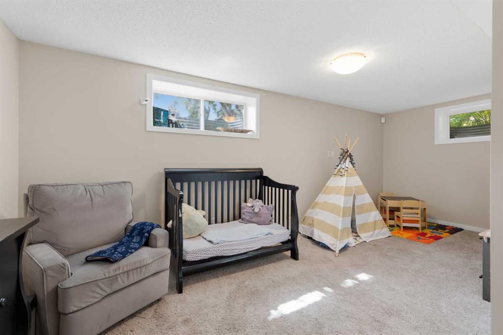 









33


Chaparral Valley

Park,
Calgary,




AB
T2X 0P5

