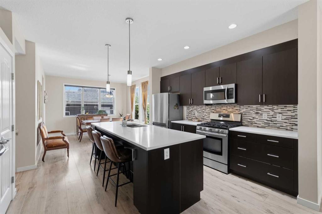 









33


Chaparral Valley

Park,
Calgary,




AB
T2X 0P5

