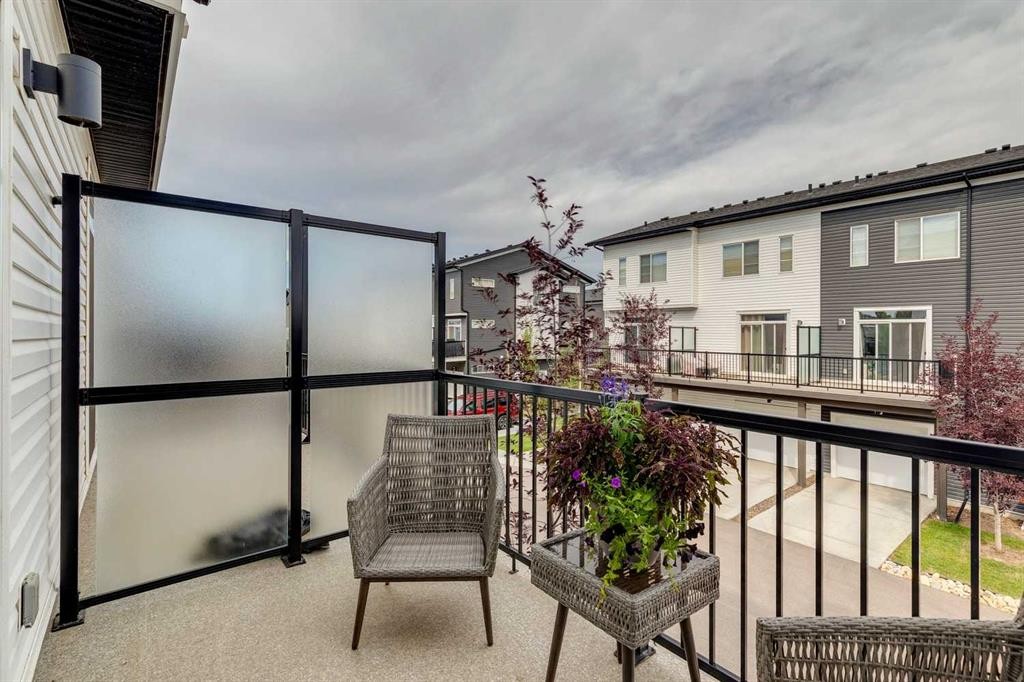 









2466


210

Avenue Southeast,
Calgary,




AB
T2X 4C2

