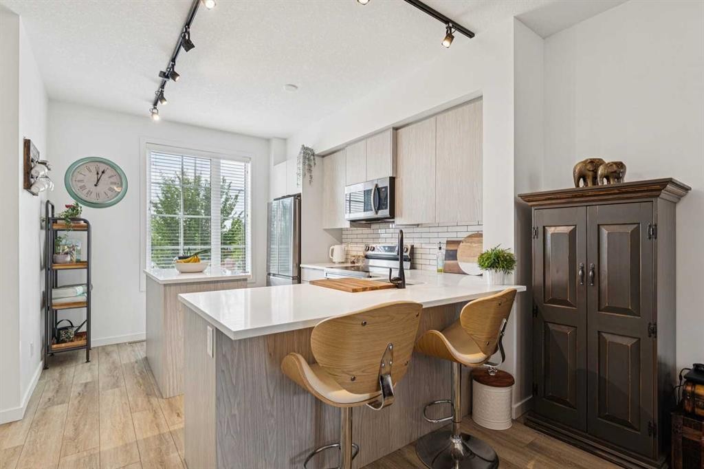 









2466


210

Avenue Southeast,
Calgary,




AB
T2X 4C2

