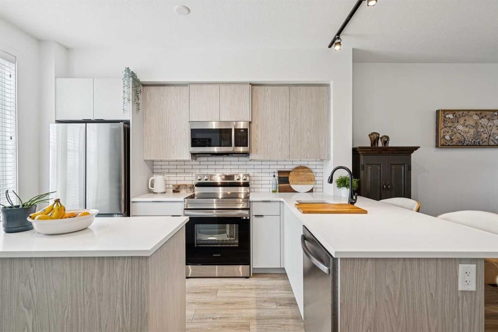 









2466


210

Avenue Southeast,
Calgary,




AB
T2X 4C2

