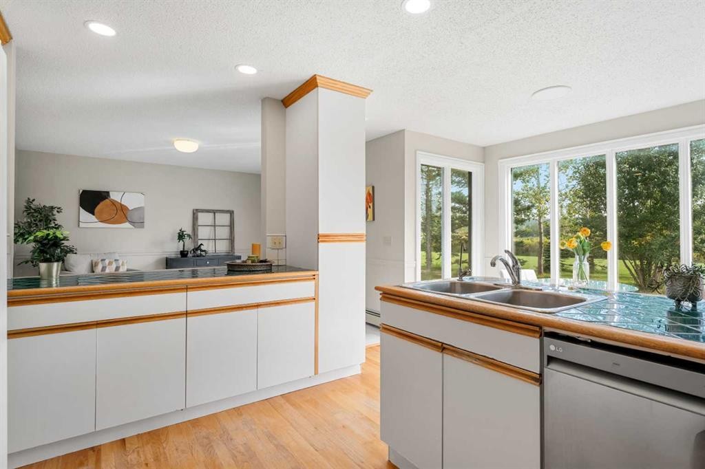 









176053


174

Avenue West, 200,
Rural Foothills County,




AB
T1S 0Z9

