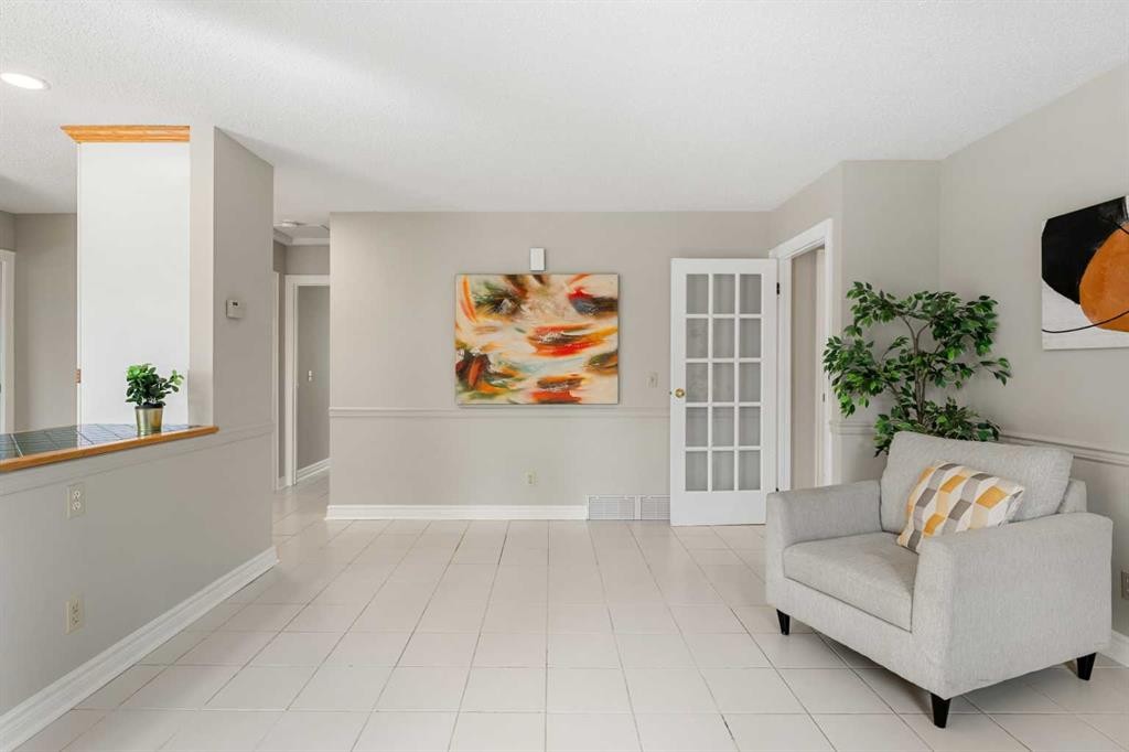 









176053


174

Avenue West, 200,
Rural Foothills County,




AB
T1S 0Z9

