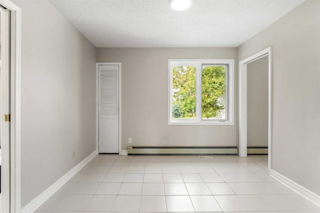 









176053


174

Avenue West, 200,
Rural Foothills County,




AB
T1S 0Z9

