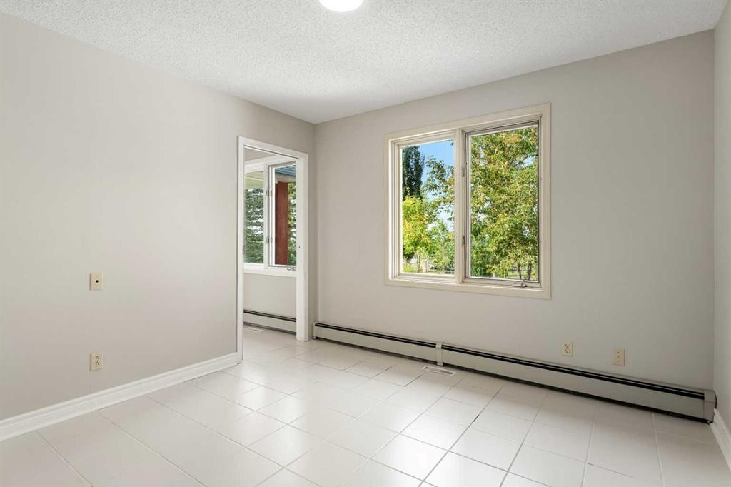 









176053


174

Avenue West, 200,
Rural Foothills County,




AB
T1S 0Z9

