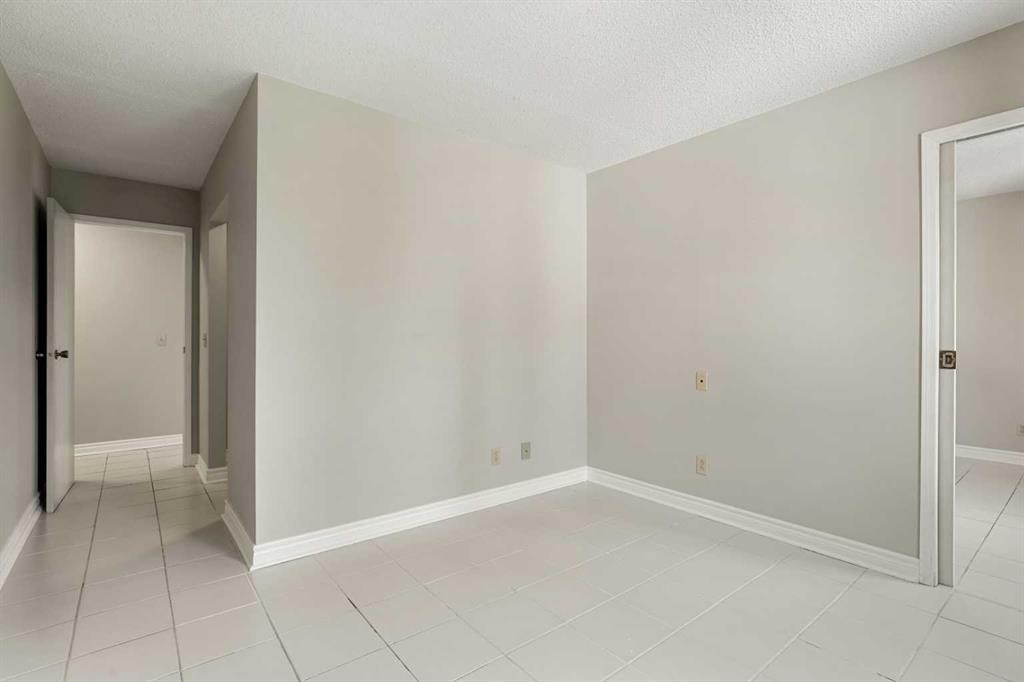 









176053


174

Avenue West, 200,
Rural Foothills County,




AB
T1S 0Z9

