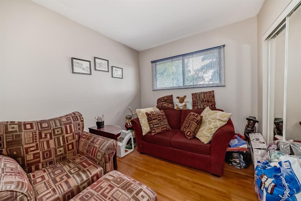 









7827


Fairmount

Drive Southeast,
Calgary,




AB
T2H 0X8

