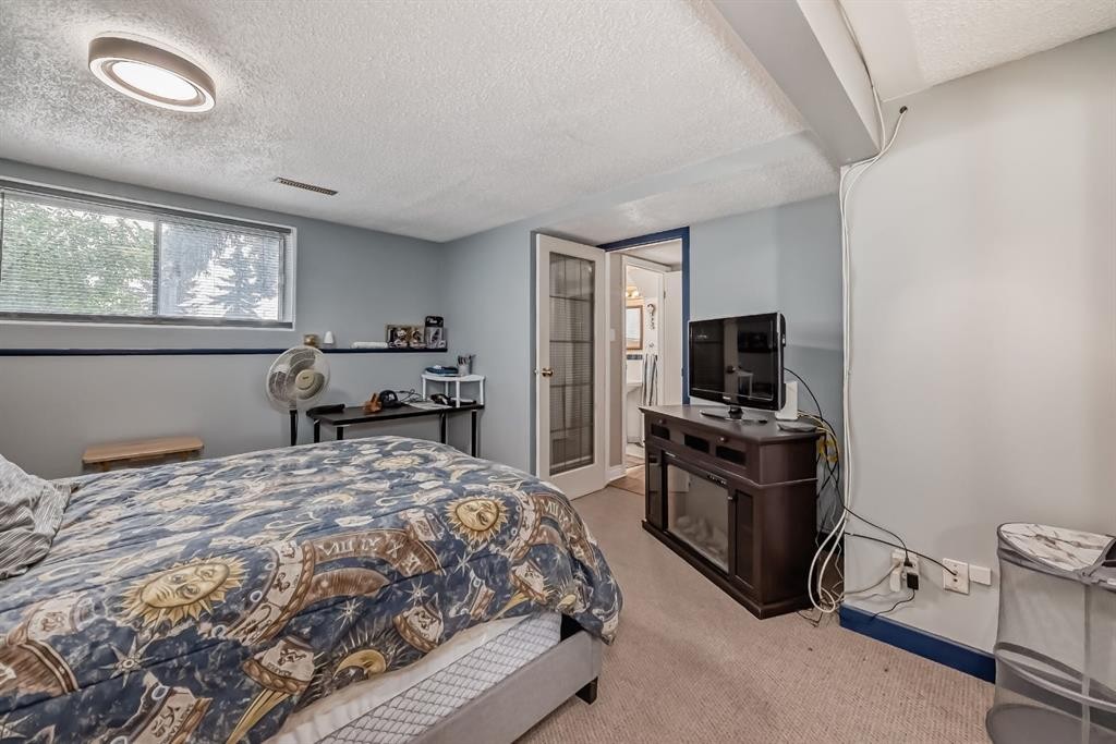 









7827


Fairmount

Drive Southeast,
Calgary,




AB
T2H 0X8

