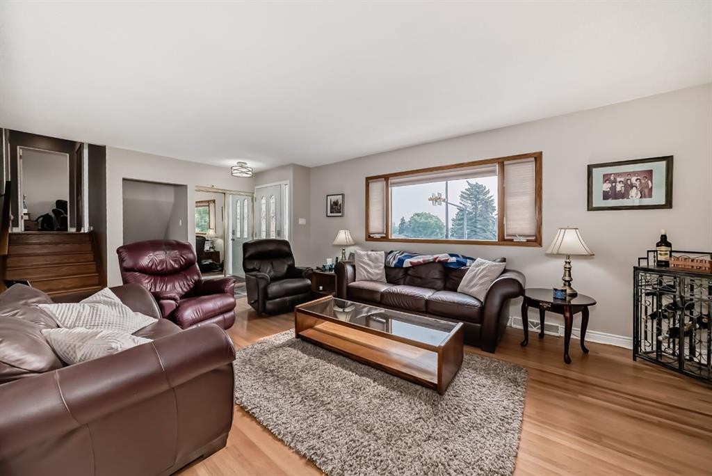 









7827


Fairmount

Drive Southeast,
Calgary,




AB
T2H 0X8

