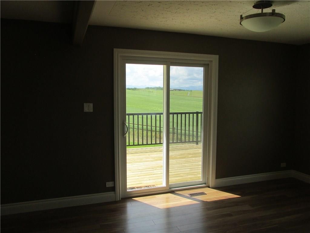 












450002 Highway 22

Highway, 200,
Rural Foothills County,




AB
T0L 0H0

