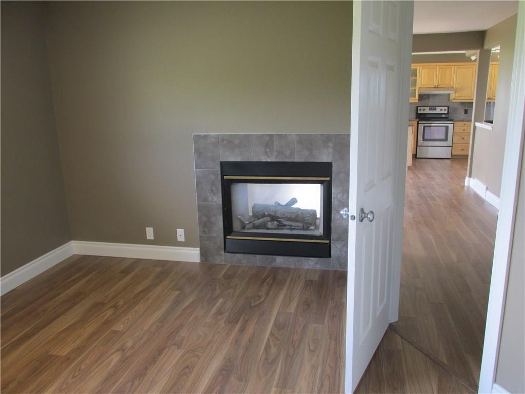 












450002 Highway 22

Highway, 200,
Rural Foothills County,




AB
T0L 0H0

