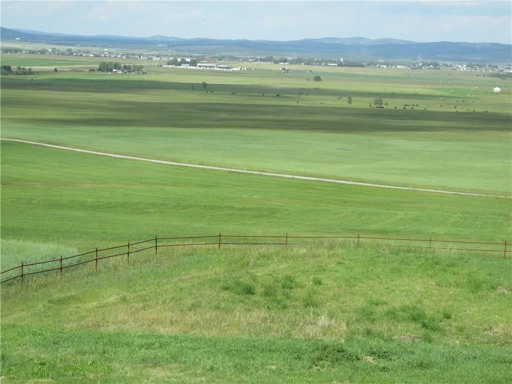 












450002 Highway 22

Highway, 200,
Rural Foothills County,




AB
T0L 0H0

