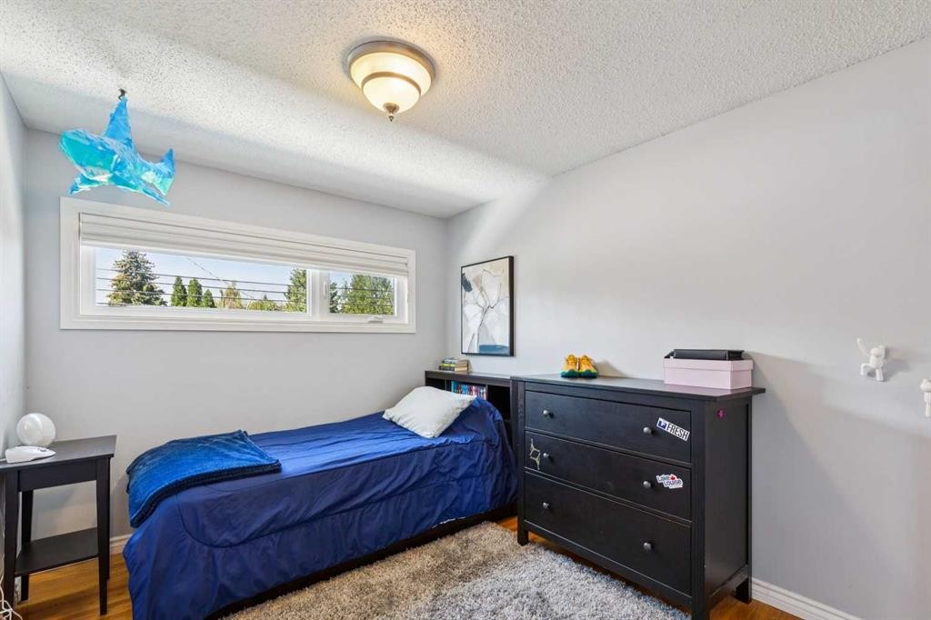









1515


Lake Bonavista

Drive Southeast,
Calgary,




AB
T2J 2X8

