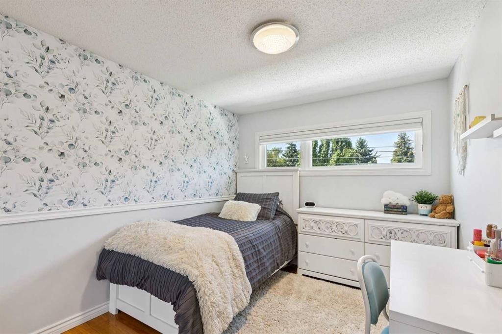 









1515


Lake Bonavista

Drive Southeast,
Calgary,




AB
T2J 2X8

