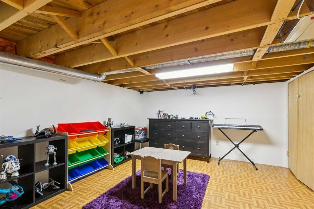 









1515


Lake Bonavista

Drive Southeast,
Calgary,




AB
T2J 2X8

