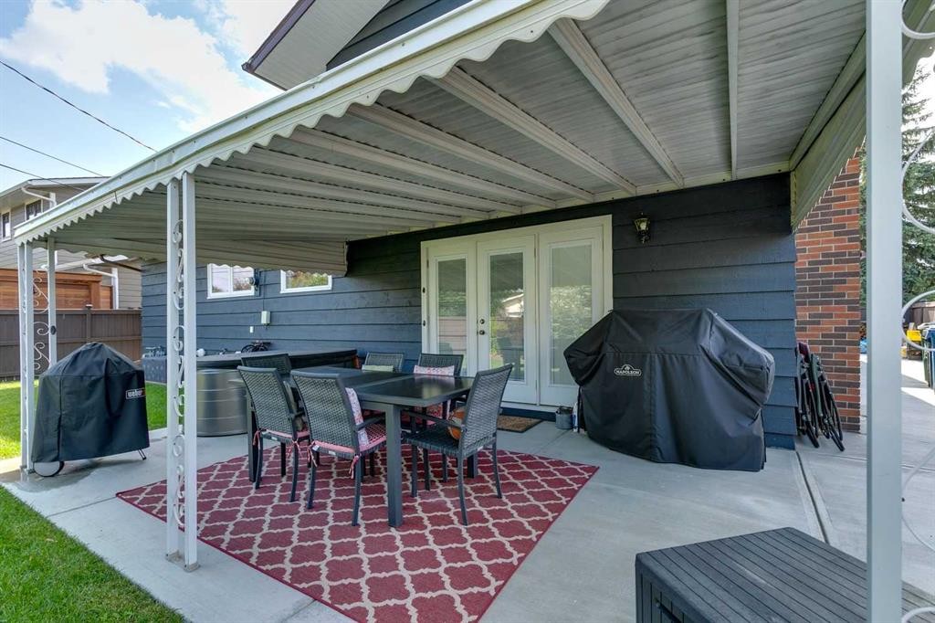 









1515


Lake Bonavista

Drive Southeast,
Calgary,




AB
T2J 2X8

