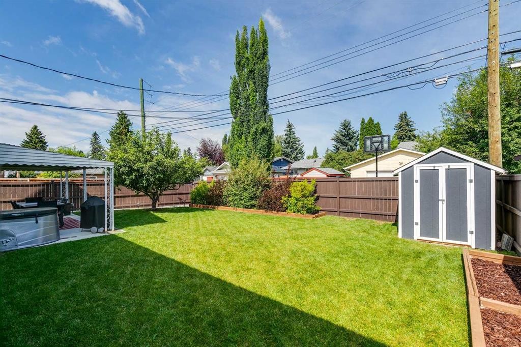 









1515


Lake Bonavista

Drive Southeast,
Calgary,




AB
T2J 2X8

