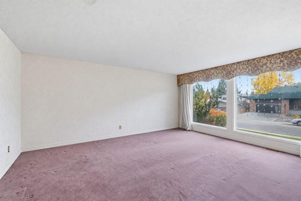 









331


Oakfern

Crescent Southwest,
Calgary,




AB
T2V 4T3

