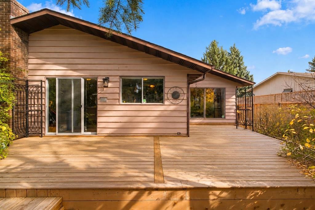 









331


Oakfern

Crescent Southwest,
Calgary,




AB
T2V 4T3

