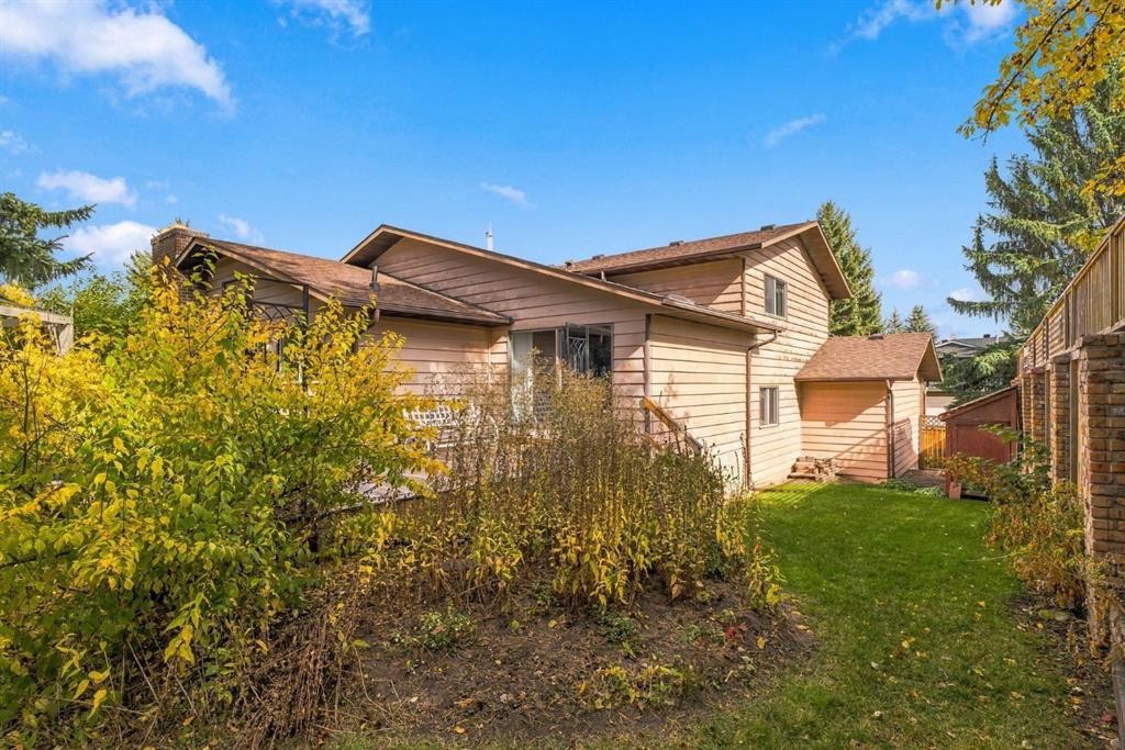 









331


Oakfern

Crescent Southwest,
Calgary,




AB
T2V 4T3

