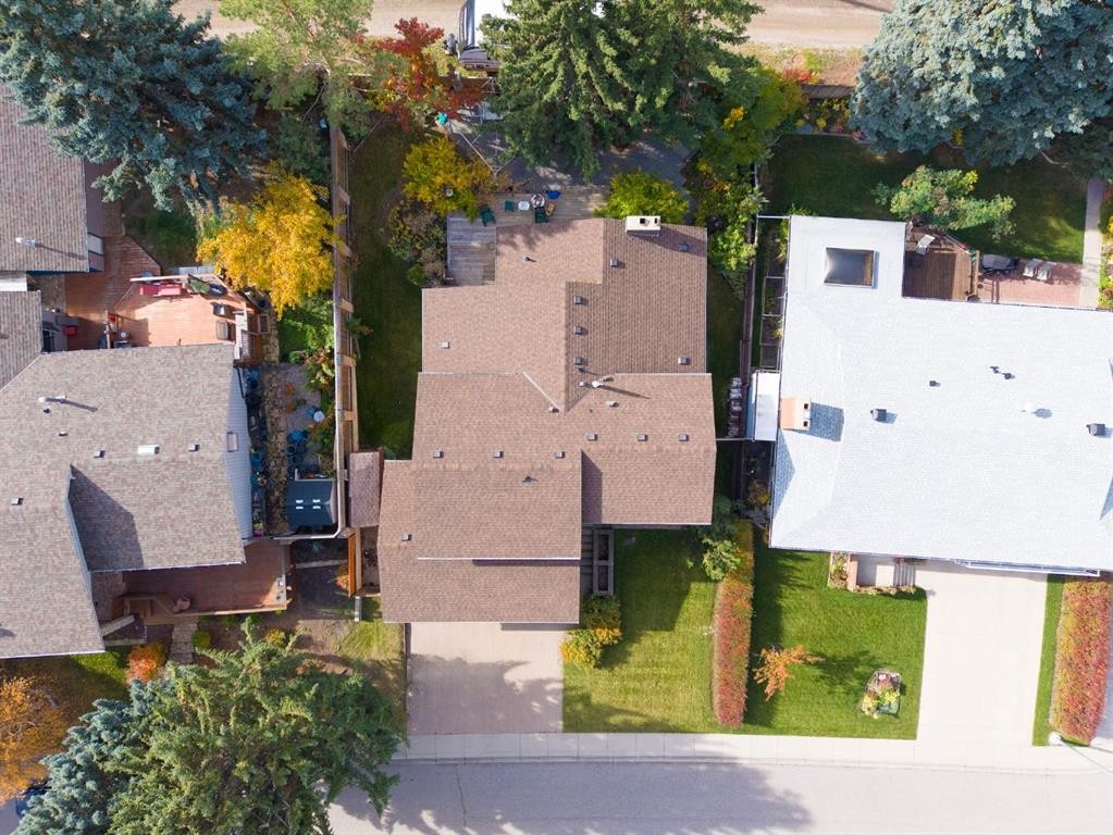 









331


Oakfern

Crescent Southwest,
Calgary,




AB
T2V 4T3

