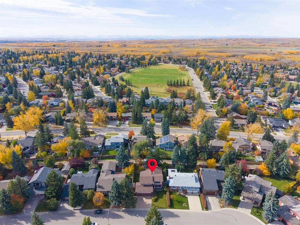 









331


Oakfern

Crescent Southwest,
Calgary,




AB
T2V 4T3


