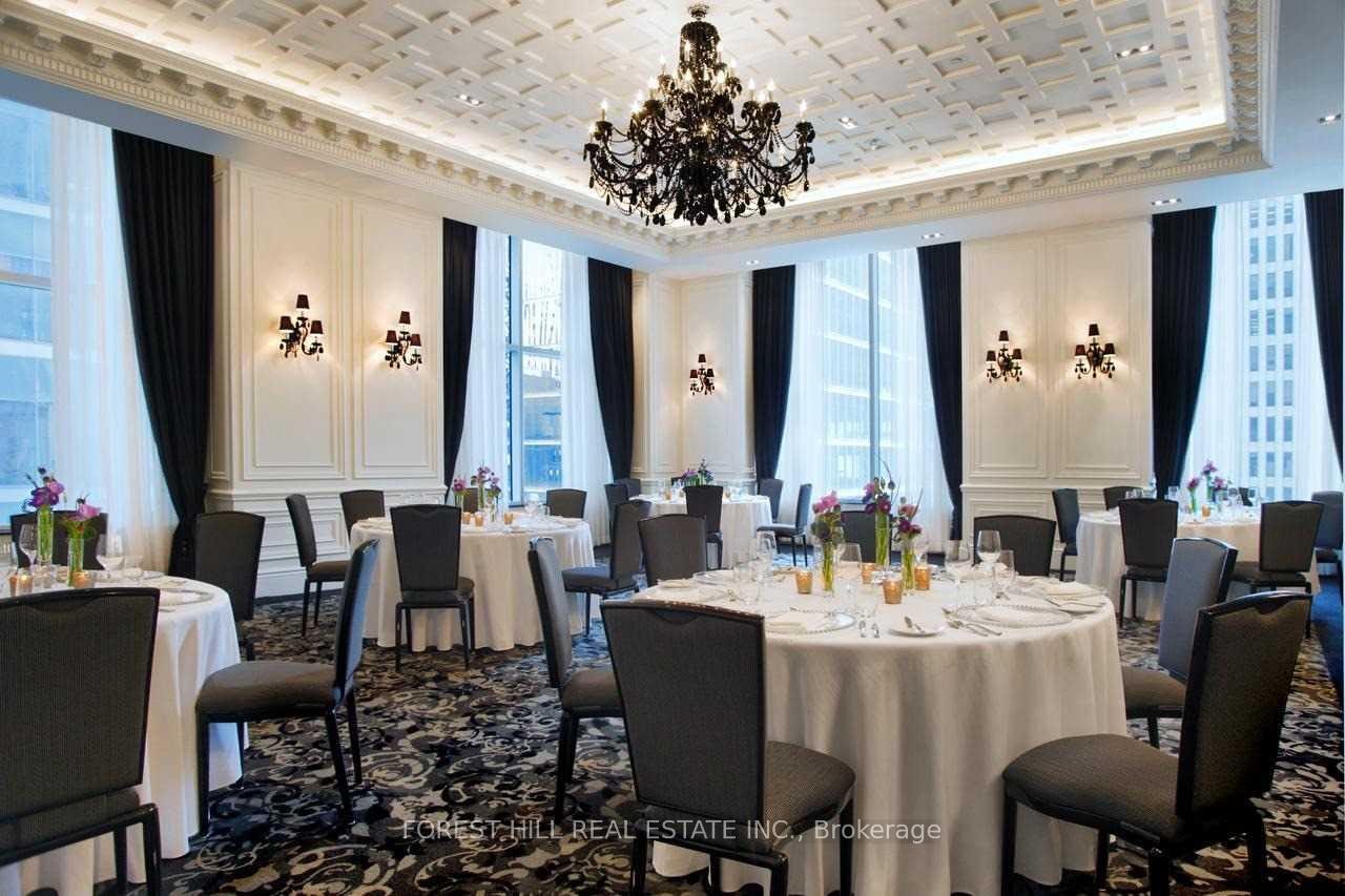 









311


Bay

Street, 4601,
Toronto,




ON
M5H 4G5

